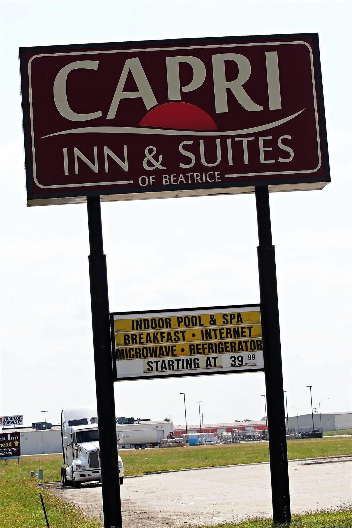 Capri Inn & Suites - Beatrice Exterior foto